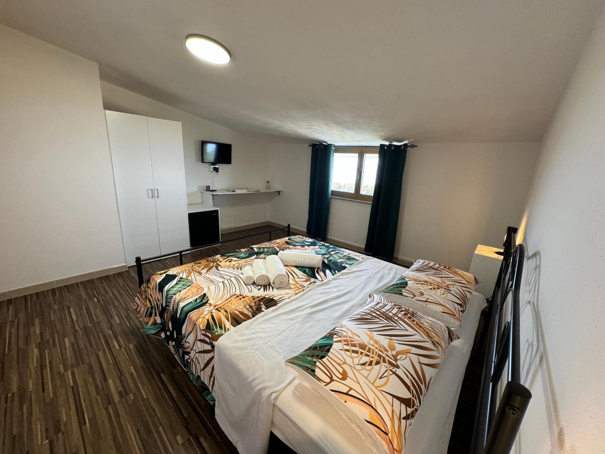 Residenza De Vita โตรเปอา ภายนอก รูปภาพ